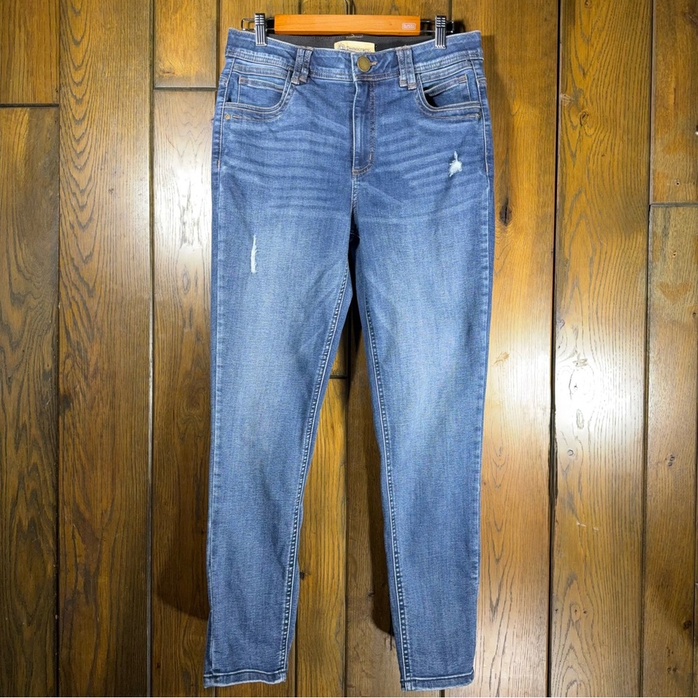 Democracy “Ab”solution Medium Blue Wash Distressed Ankle Skinny Jeans (8)
